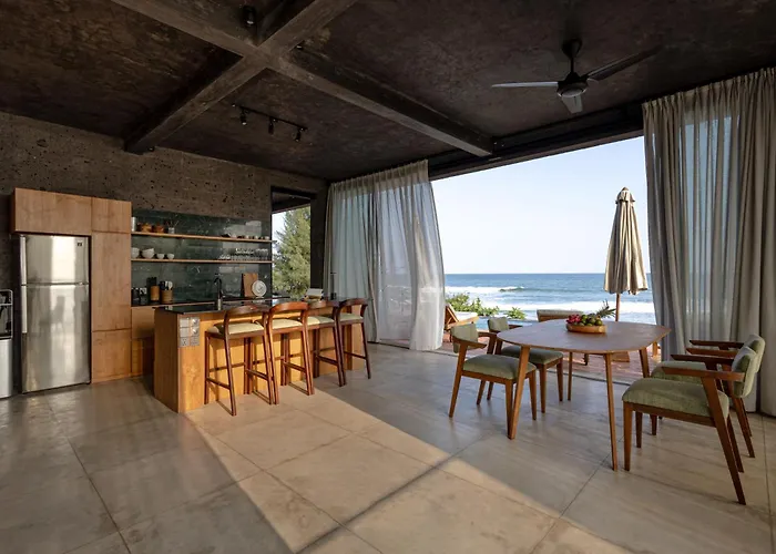 Ultimate Beachfront Cascade * Balian