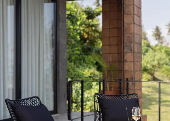 Ultimate Beachfront Cascade * Balian