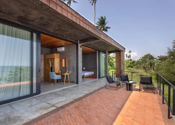 Ultimate Beachfront Cascade *